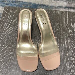 Clear strap sandal with short heel 🩷super cute🩷
